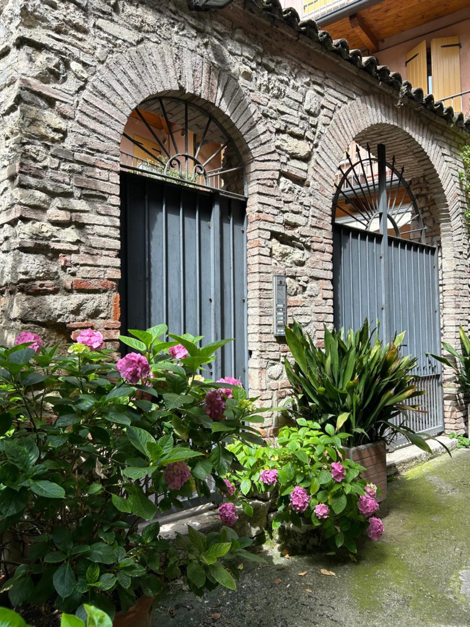 Mirella House Appartamento *